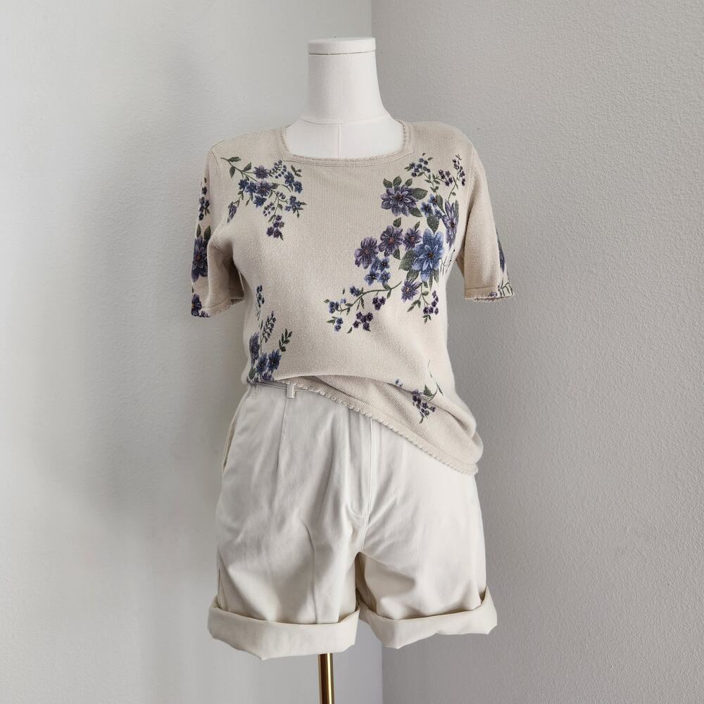 Vintage 90s Y2K Beige Purple Floral Beaded Knit Short Sleeve Top Alfred Dunner M